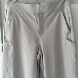 Athleta Stellar Straight Crop Pants Light Beige Size 4